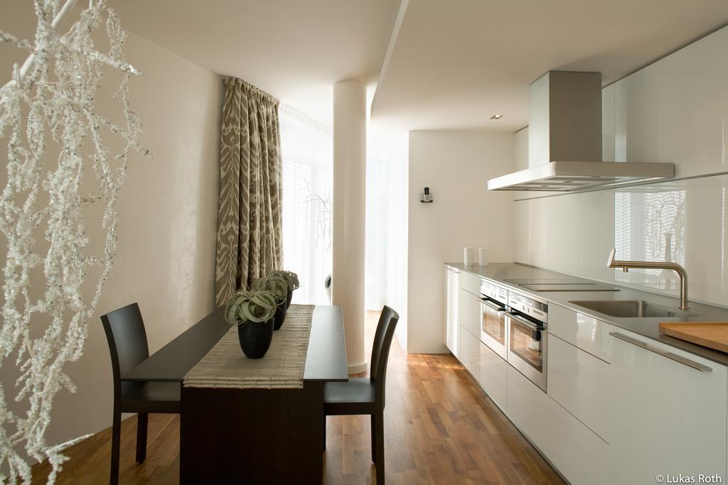 فندق ذا ماندالا برلين الغرفة الصورة A modern German kitchen
