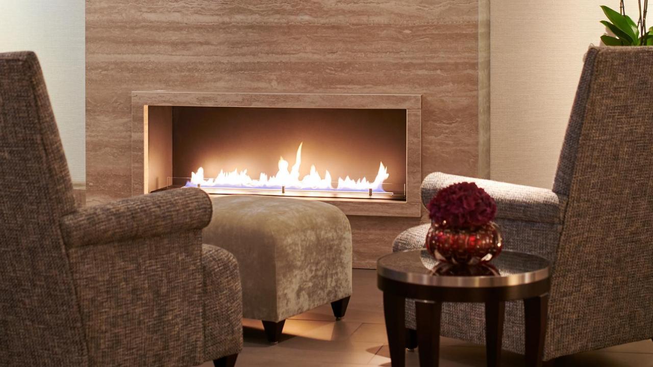 فندق ذا ماندالا برلين المظهر الخارجي الصورة A fireplace in a home